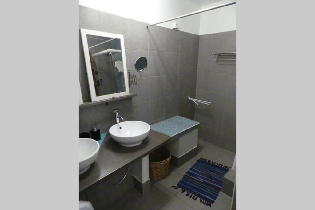 Apartamento Un Pied-A-Terre Au Centre De Papeete Papeete  Exterior foto